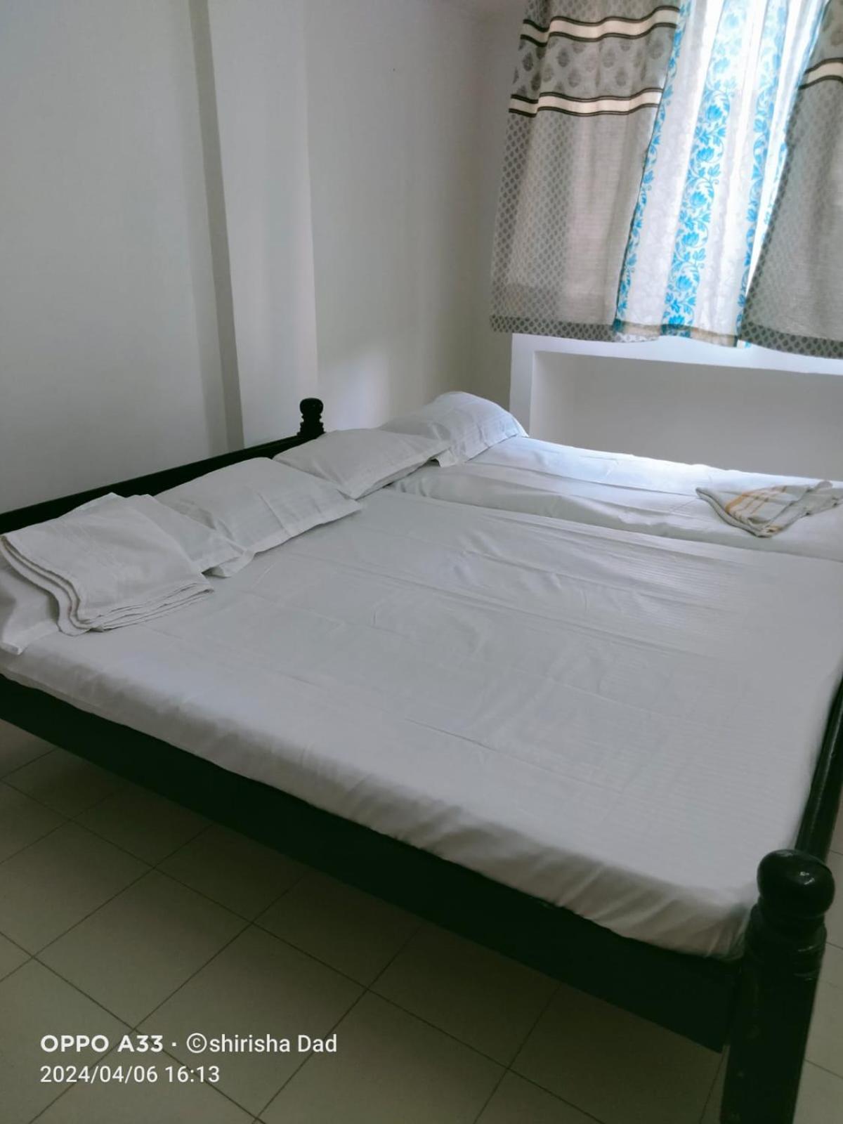 Hotel Vasavi Nivas à Tirupati Extérieur photo