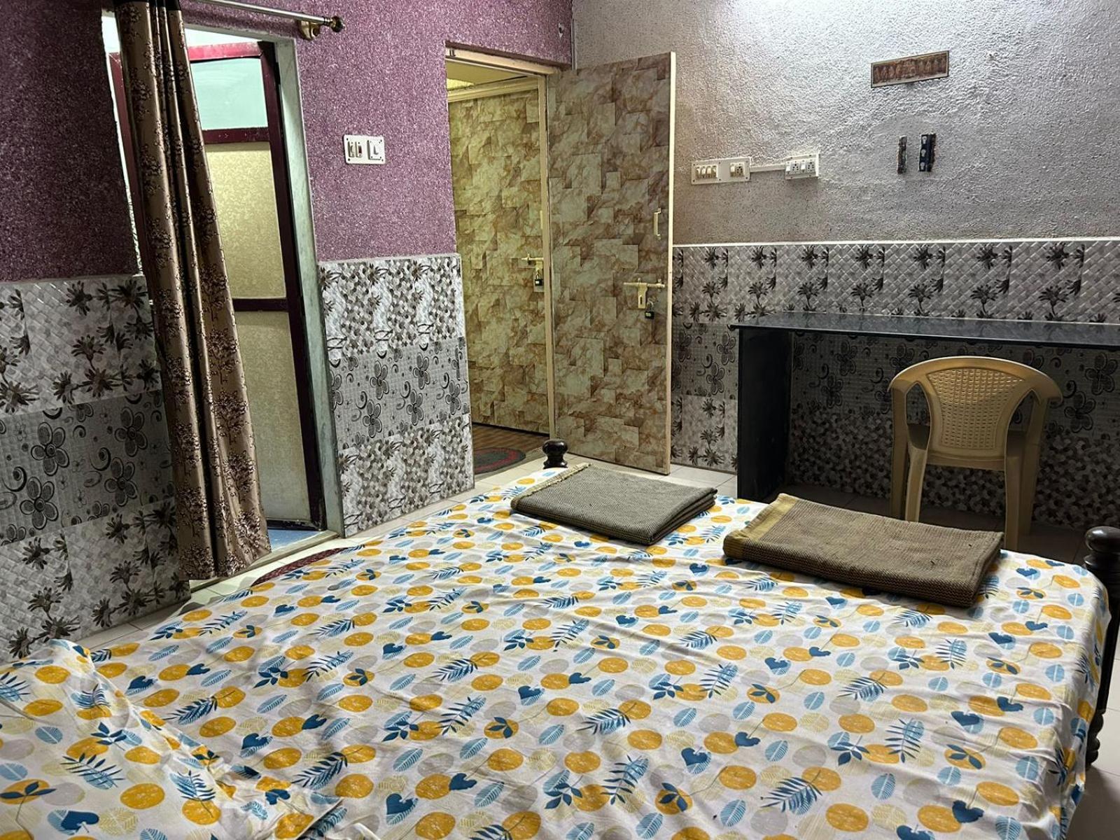 Hotel Vasavi Nivas à Tirupati Extérieur photo
